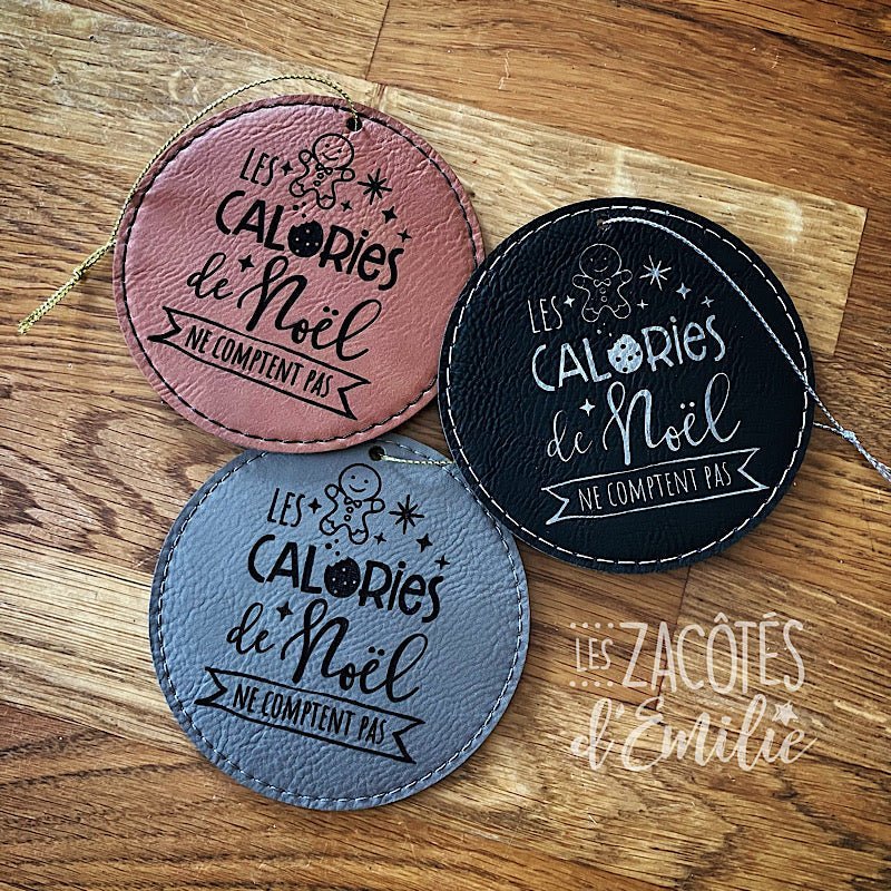 Ornement rond en cuir « All I want for Christmas is you » - Les Zacôtés d’Emilie