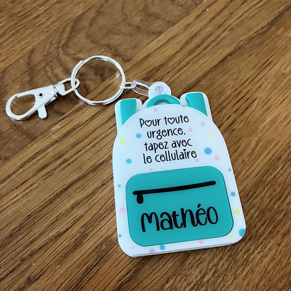 Porte - clé sac à dos avec prénom et numéro d'urgence - Les Zacôtés d’Emilie