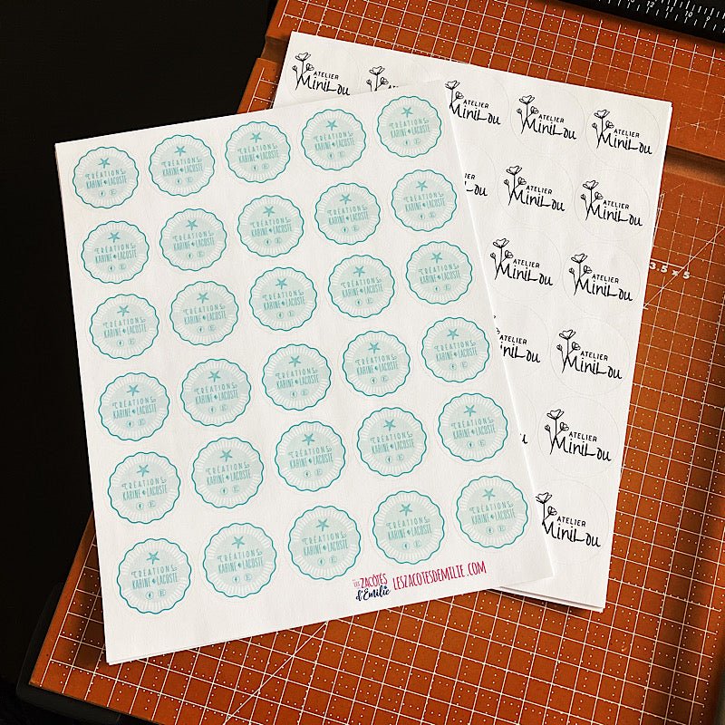 Personnalisation d'autocollant papier - Les Zacôtés d’Emilie