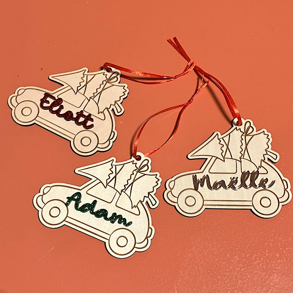 Ornement en bois à peindre: Voiture de Noël