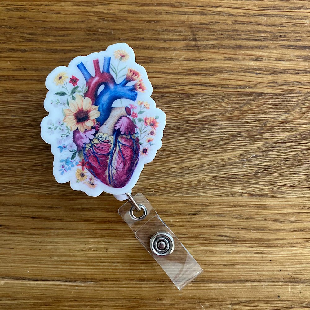 Bobine rétractable au design d'un coeur floral - Les Zacôtés d’Emilie